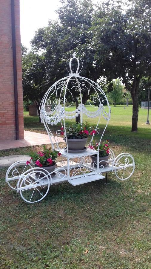 Albergo Da Ca' Vecia Spilamberto ภายนอก รูปภาพ