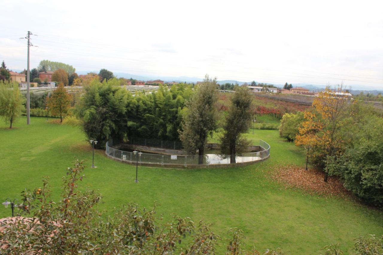 Albergo Da Ca' Vecia Spilamberto ภายนอก รูปภาพ